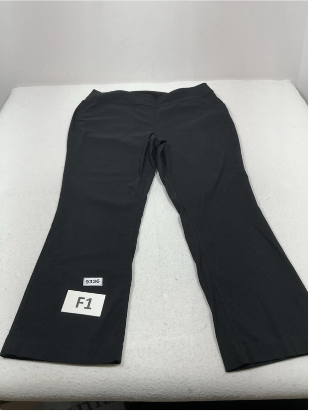 Womans Excellent Kim Roger’s Pullon Slacks Size 22 W Waist 39 In Black